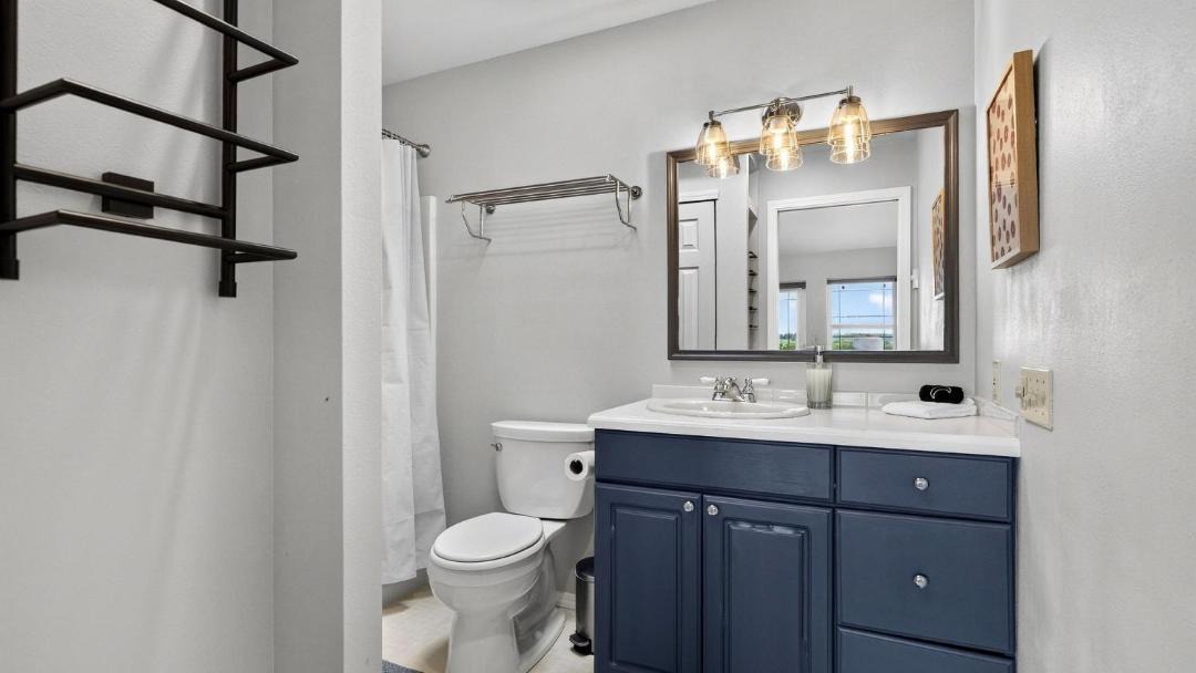 Photo of Bathroom in Coupeville