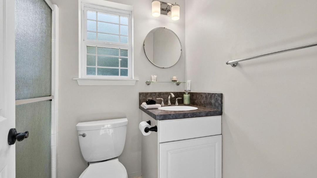 Photo of Bathroom in Coupeville