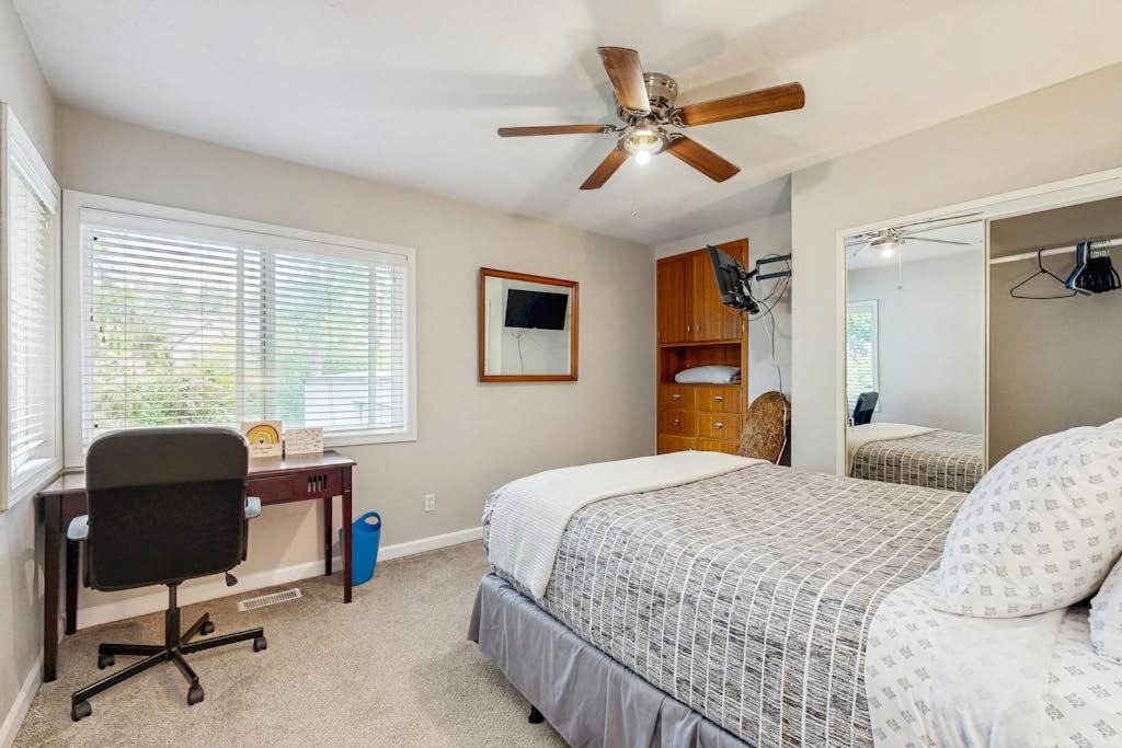 Photo of Bedroom in Metzger