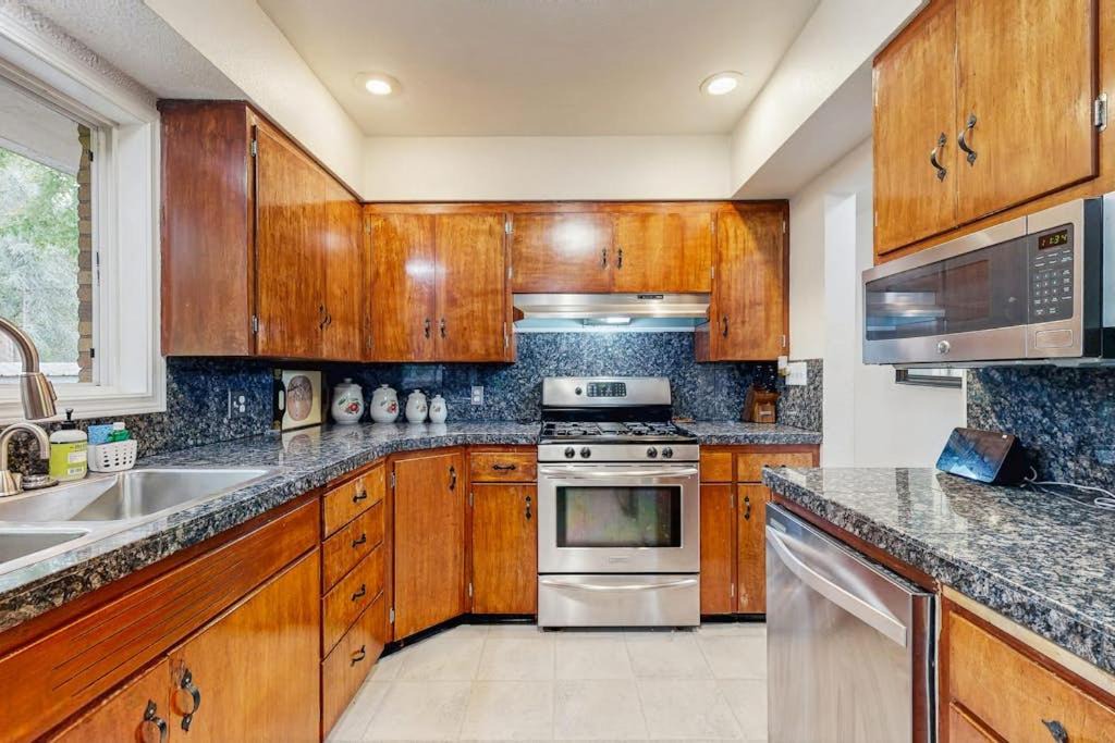 Photo of Kitchen in Metzger