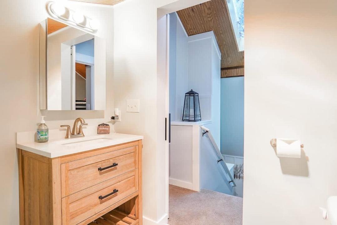 Photo of Bathroom in Glacier