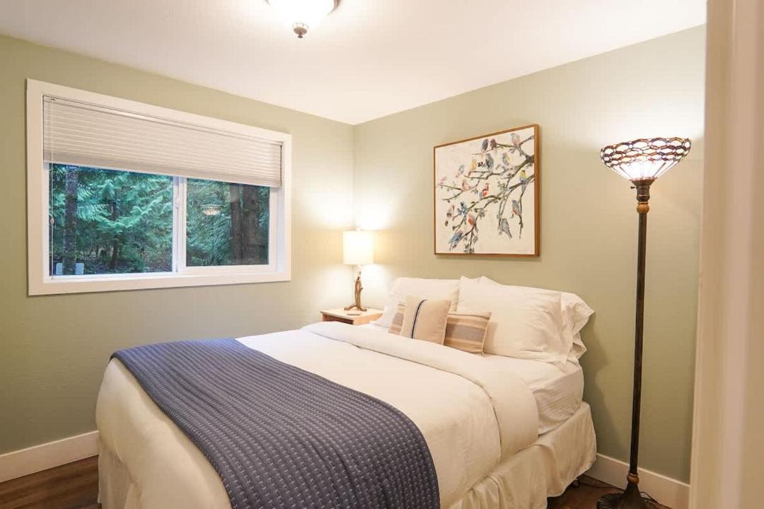 Photo of Bedroom in Glacier