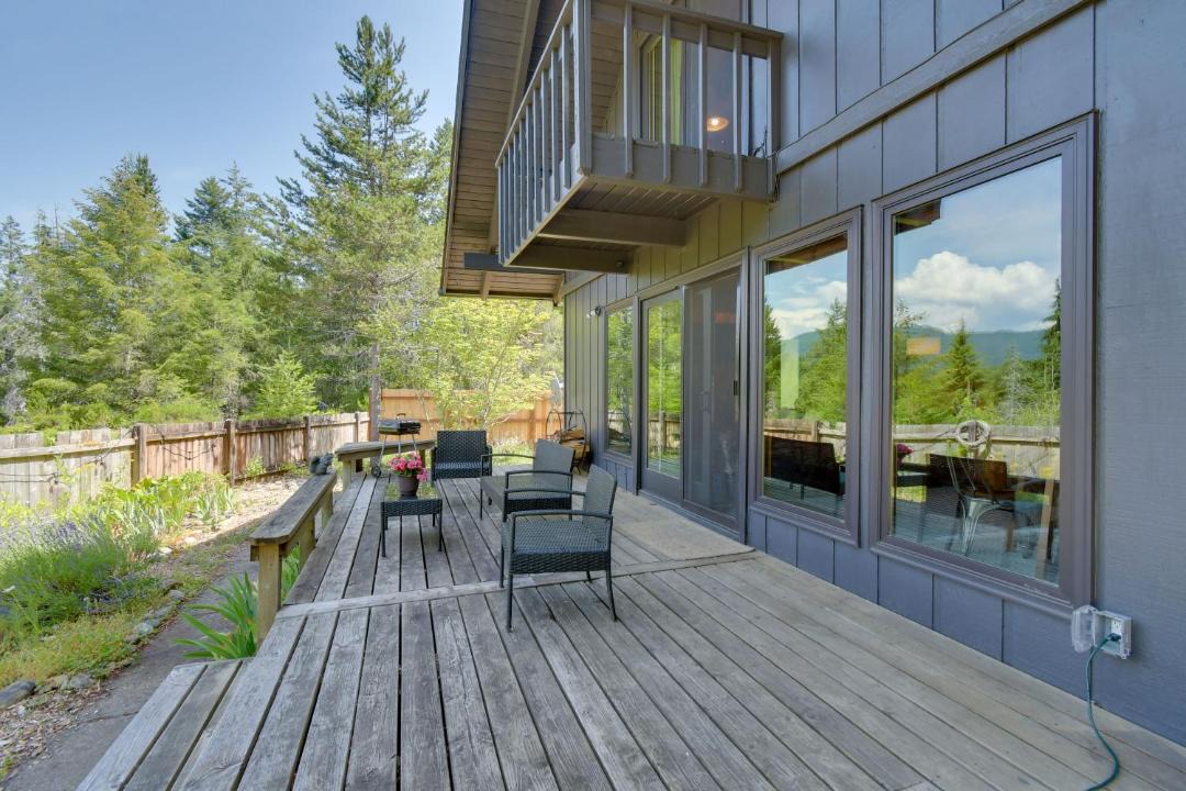 Photo of Others in Hoodsport