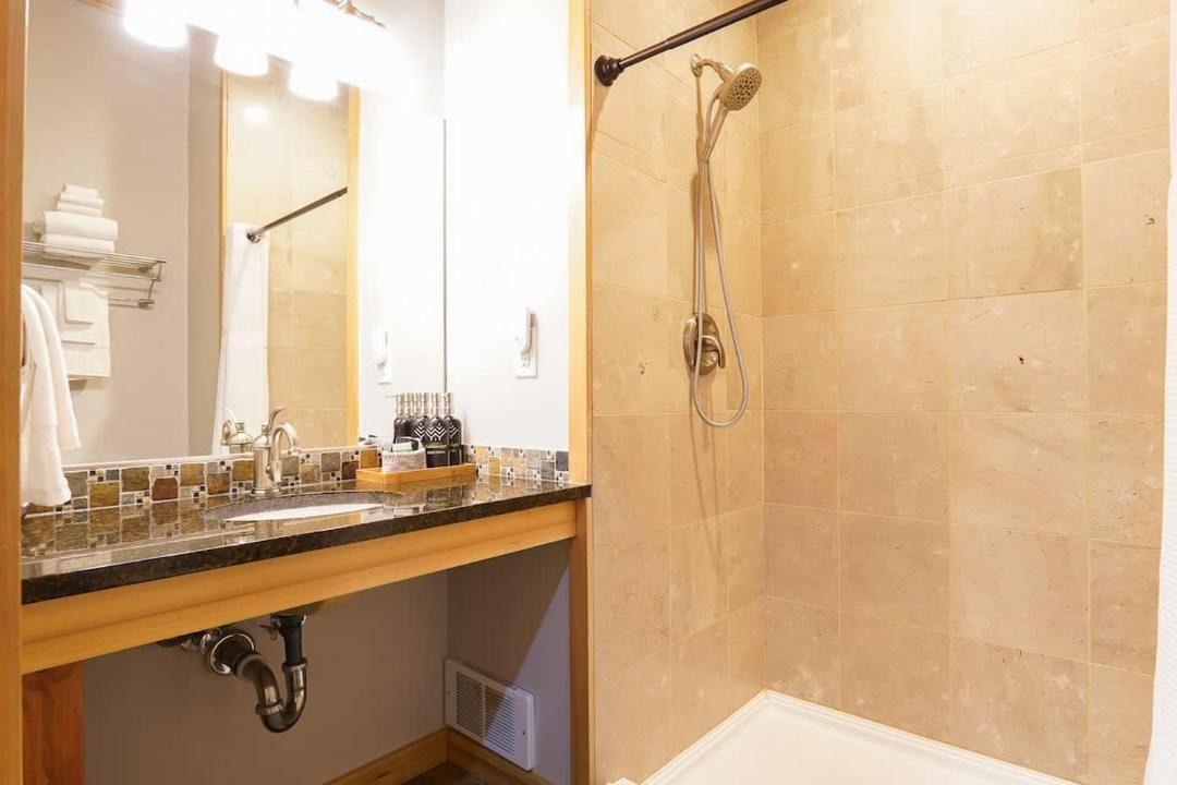 Photo of Bathroom in Glacier