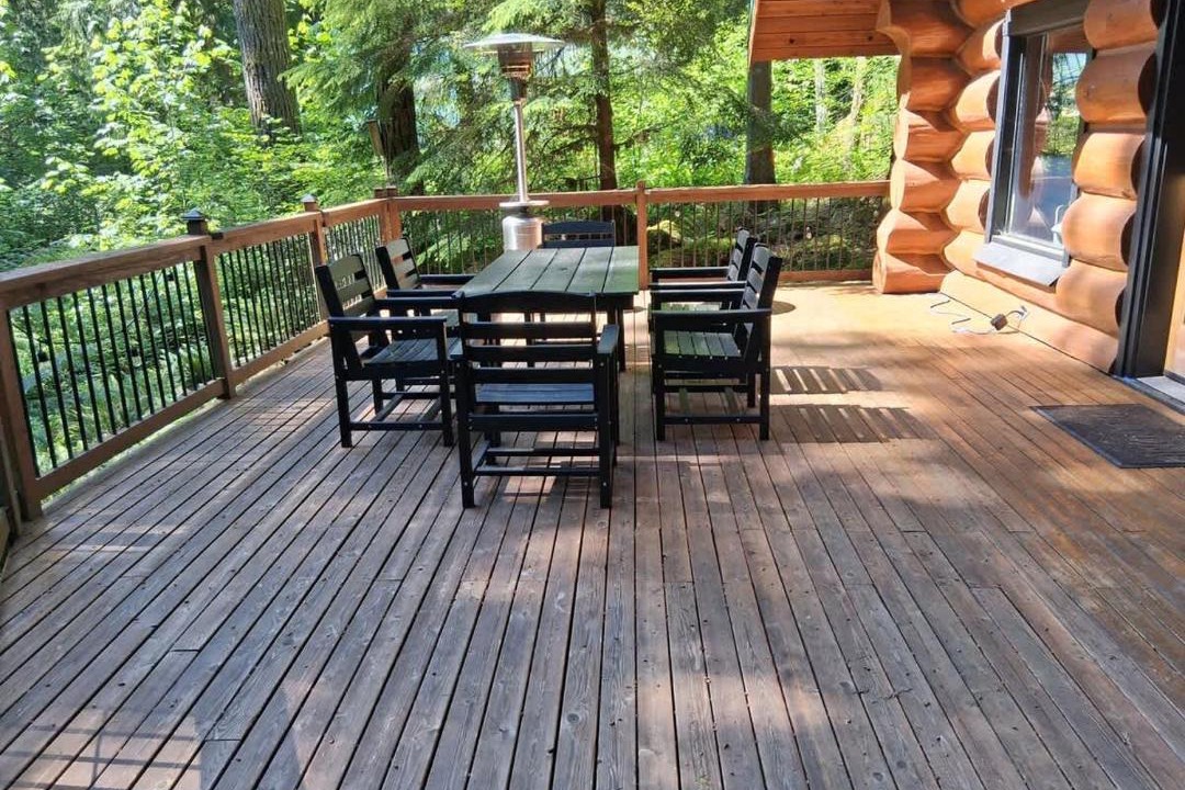 Photo of Patio Balcony in Glacier