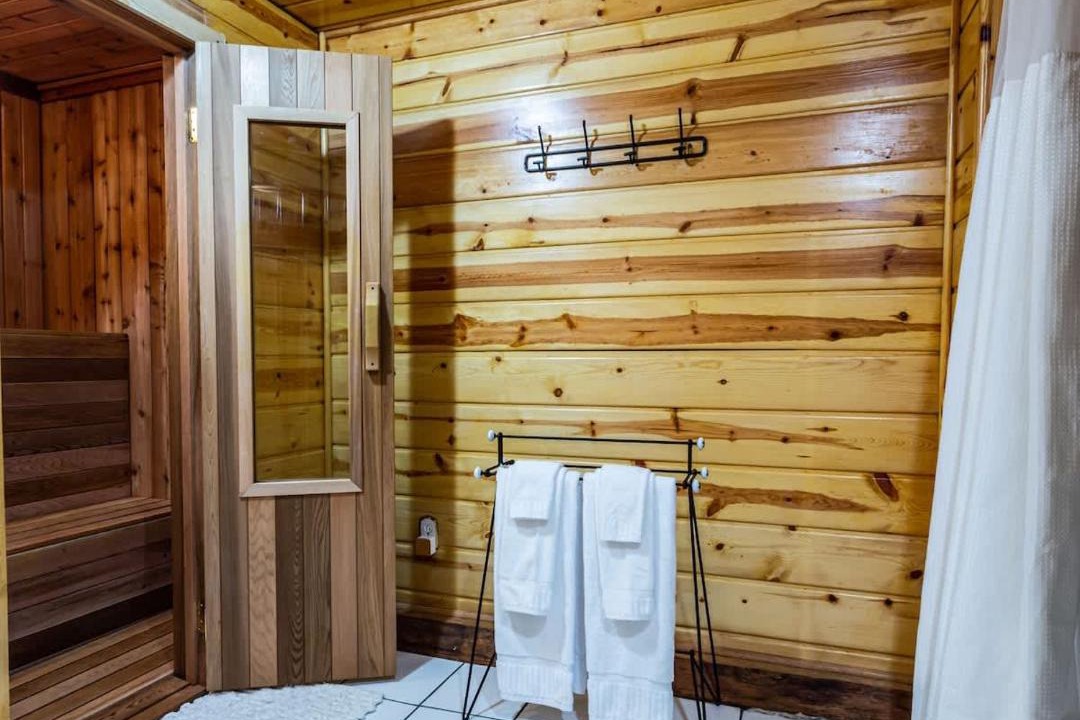Photo of Bathroom in Glacier