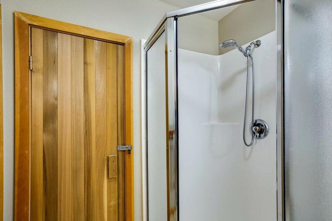 Photo of Bathroom in Glacier