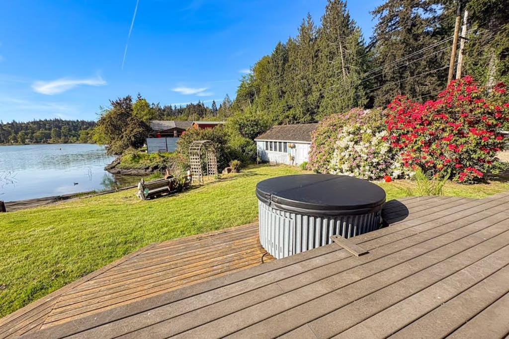 Photo of Others in Bainbridge Island