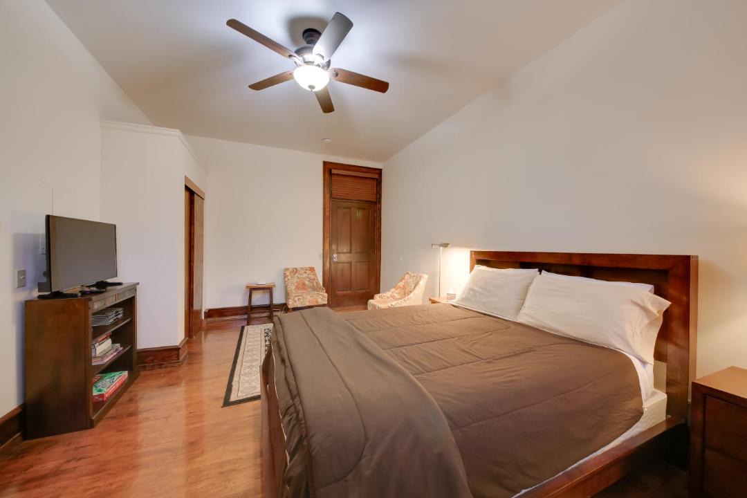 Photo of Bedroom in Wallace