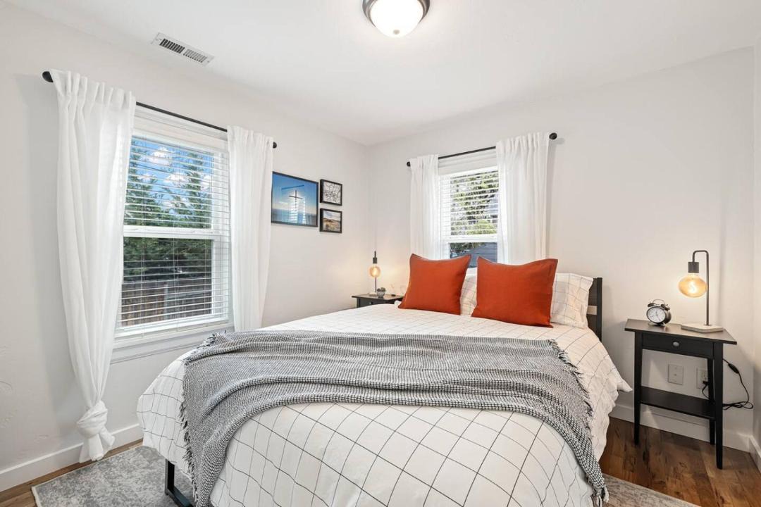 Photo of Bedroom in North End