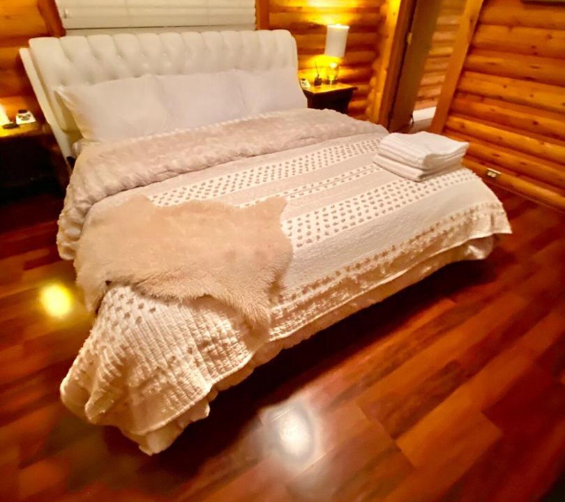 Photo of Bedroom in Olalla
