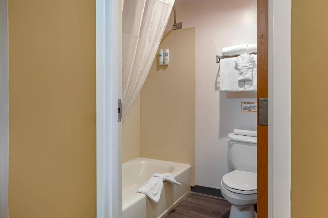 Photo of Bathroom in Ocean Shores