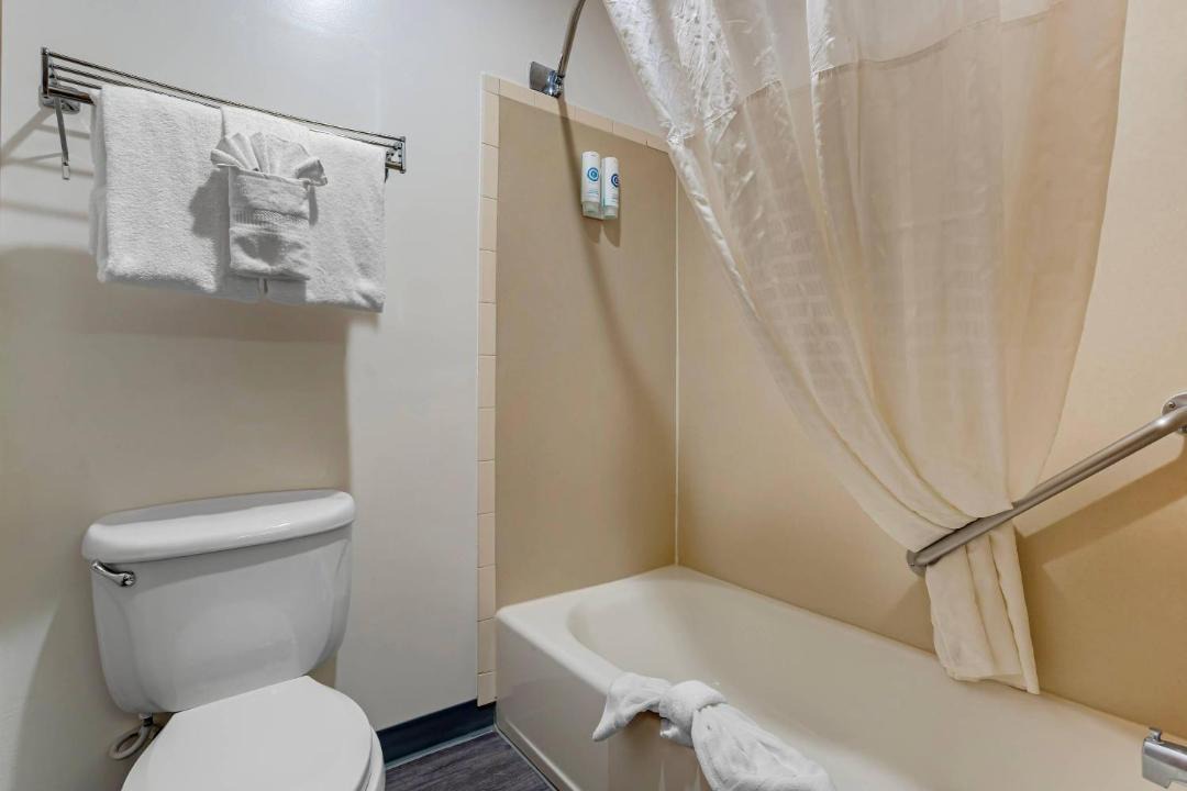 Photo of Bathroom in Ocean Shores