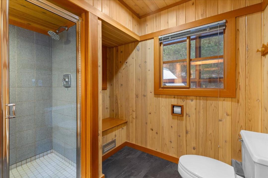 Photo of Bathroom in Hayden Lake