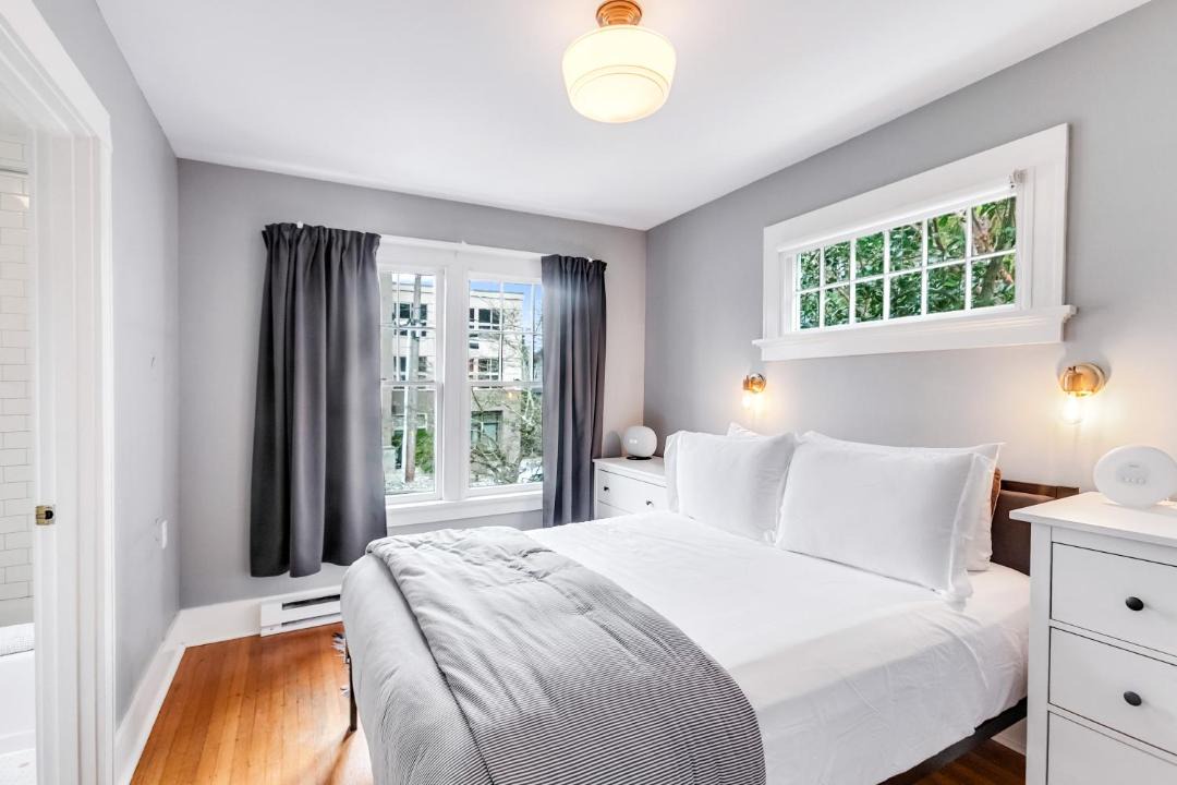 Photo of Bedroom in Montlake