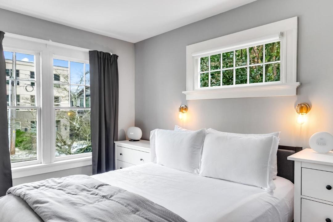 Photo of Bedroom in Montlake