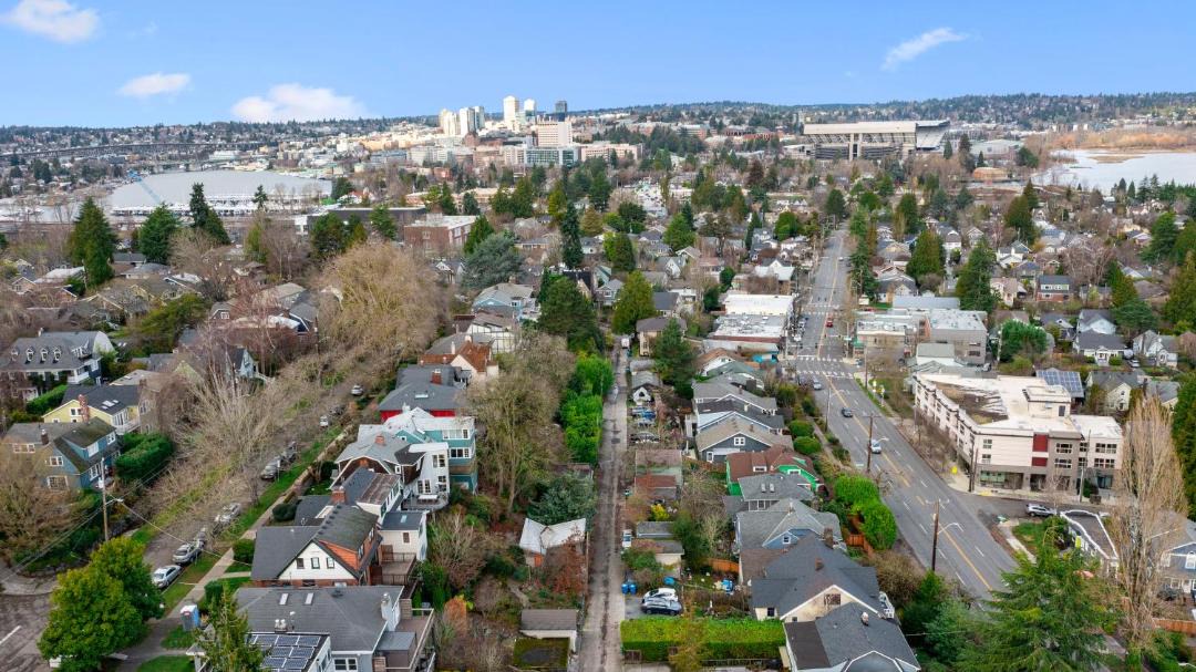 Photo of Others in Montlake