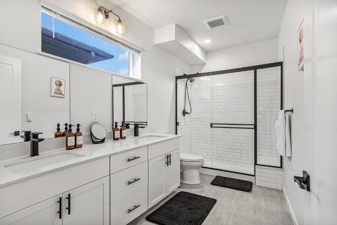 Photo of Bathroom in University District