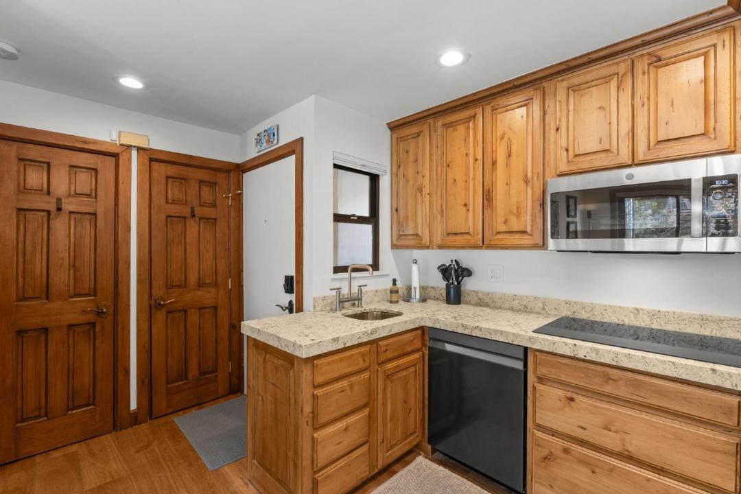 Photo of Kitchen in Elkhorn Village