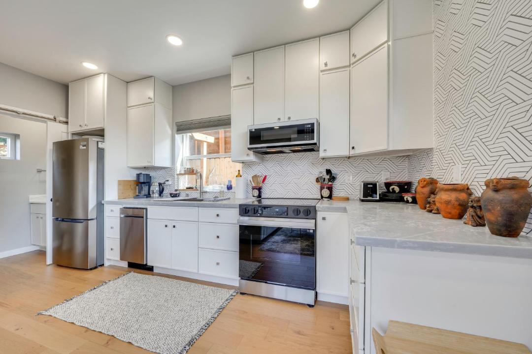 Photo of Kitchen in Mid-Beacon Hill