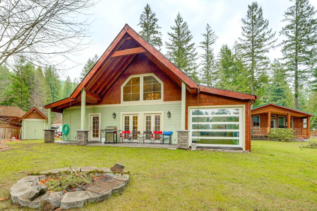 Photo of Others in Packwood