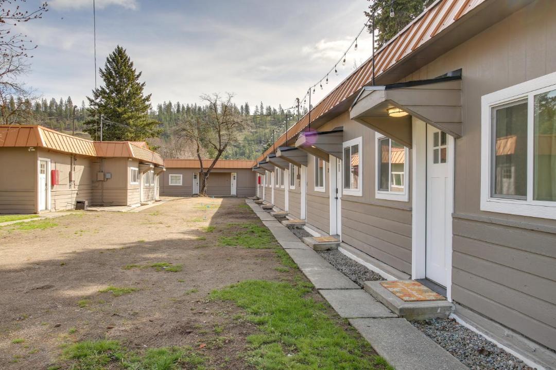 Photo of Others in Latah Valley