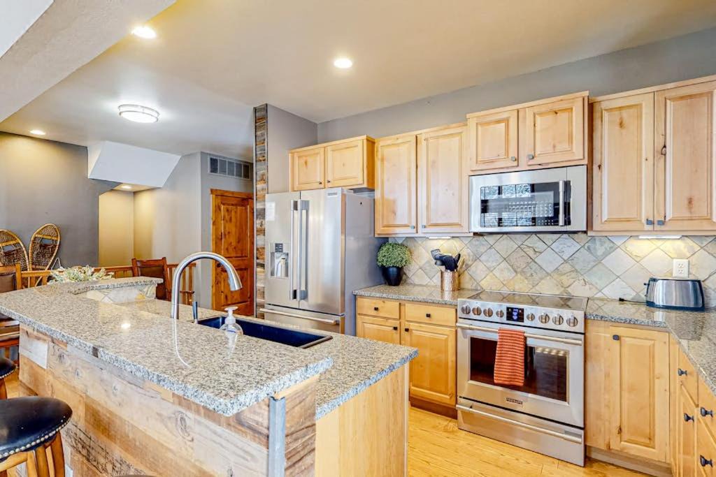 Photo of Kitchen in Tamarack Resort