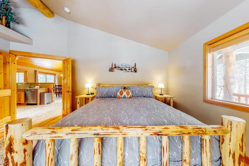 Photo of Bedroom in Three Rivers