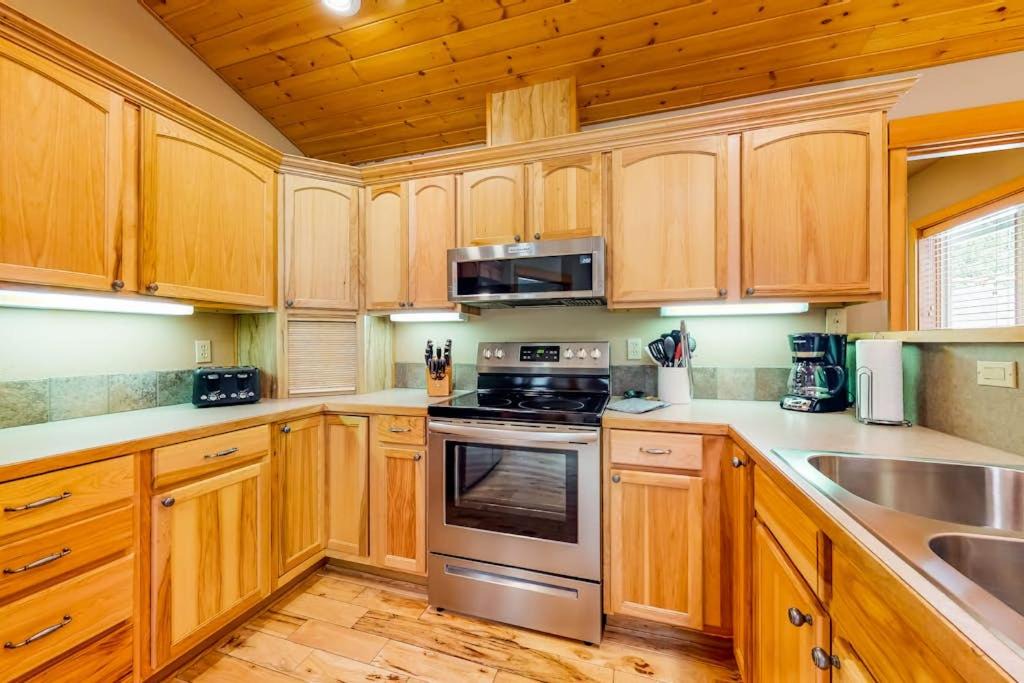 Photo of Kitchen in Three Rivers