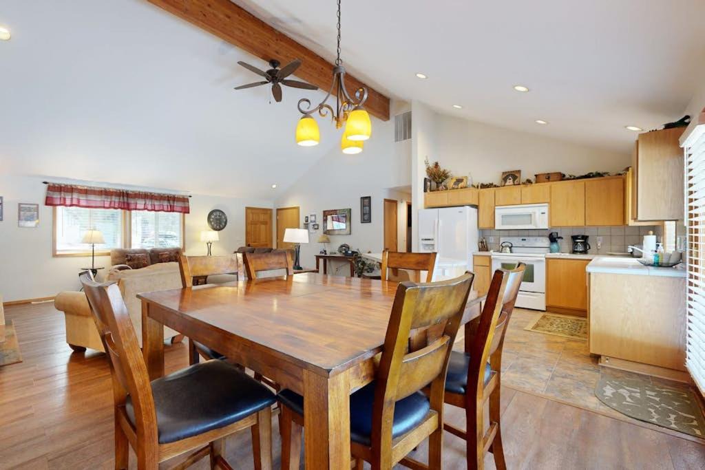 Photo of Kitchen in Overlook Park