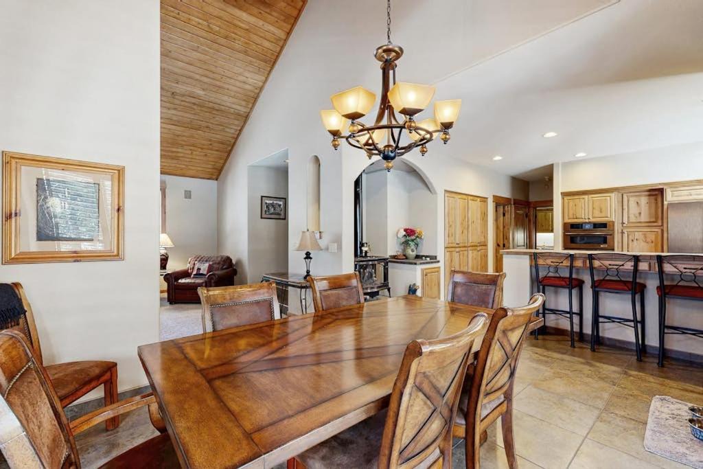 Photo of Kitchen in Sunriver