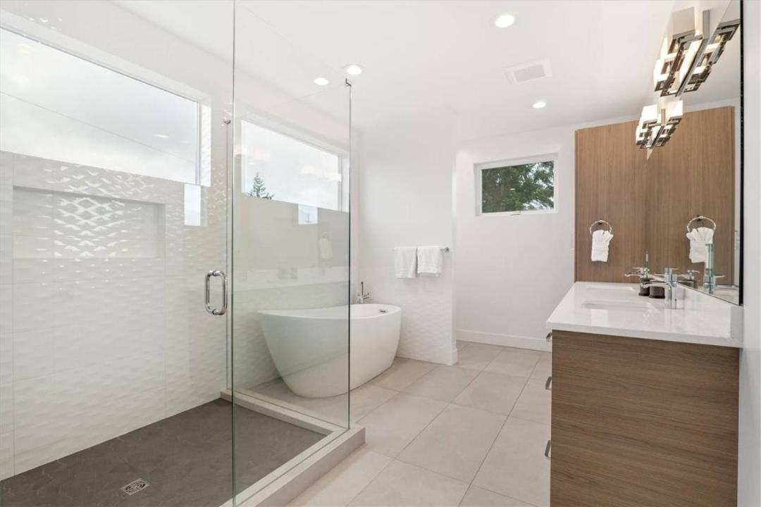 Photo of Bathroom in Greenwood