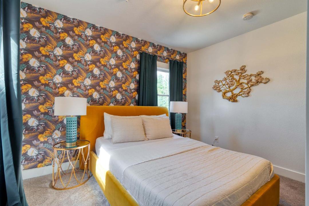 Photo of Bedroom in Hosford-Abernethy