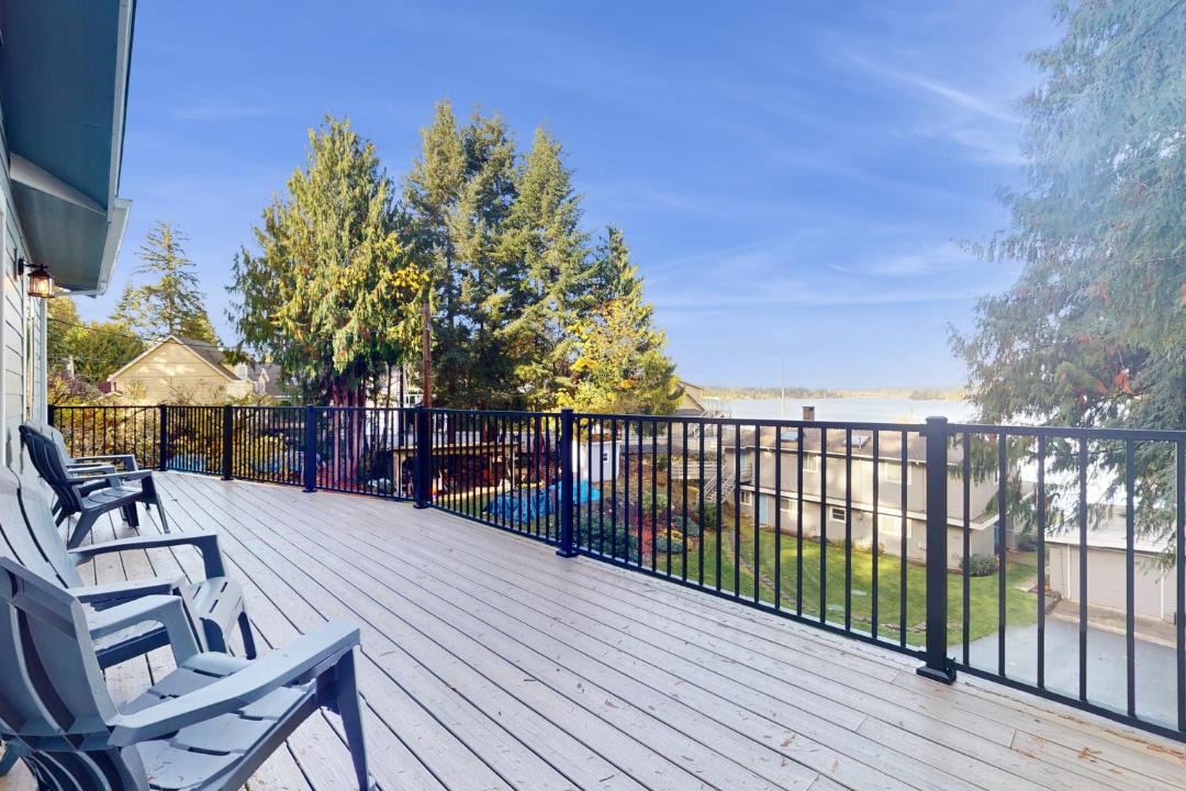 Photo of Patio Balcony in Lake Goodwin