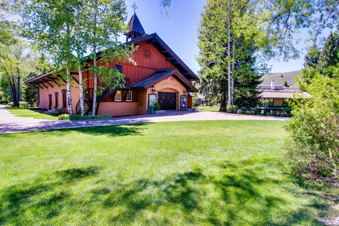 Photo of Others in Elkhorn Village