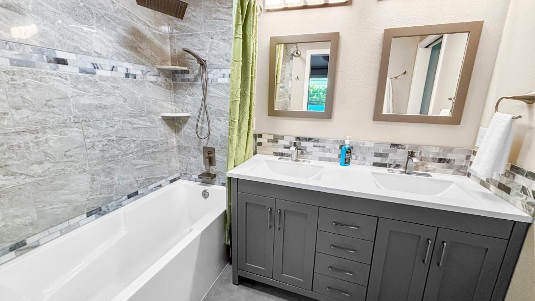 Photo of Bathroom in Albany