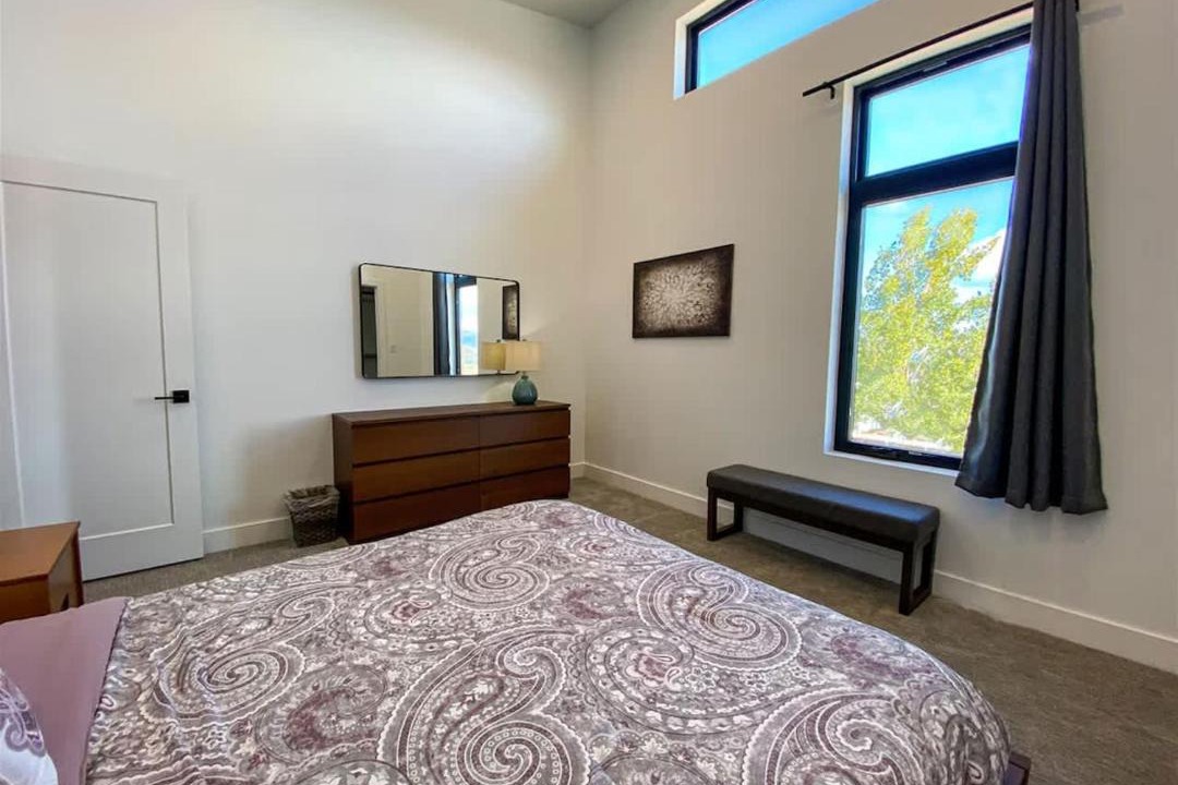 Photo of Bedroom in Sweetwater