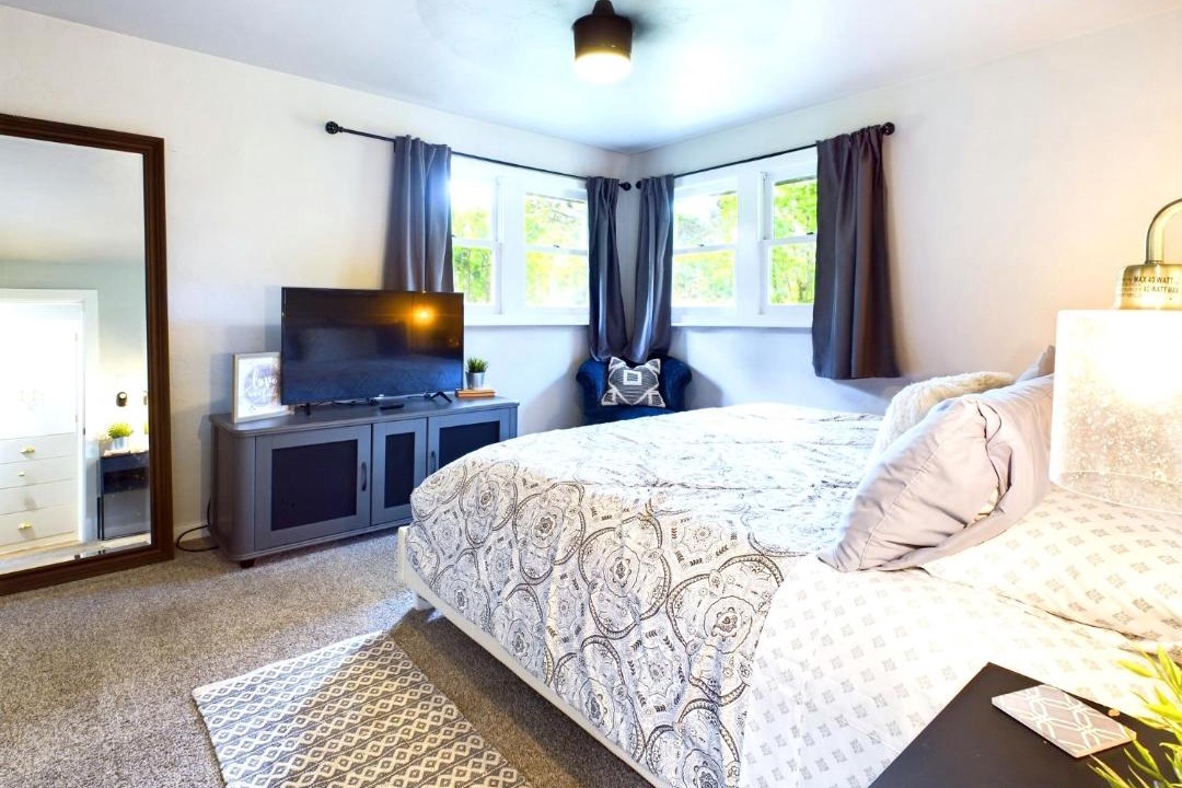 Photo of Bedroom in Corvallis