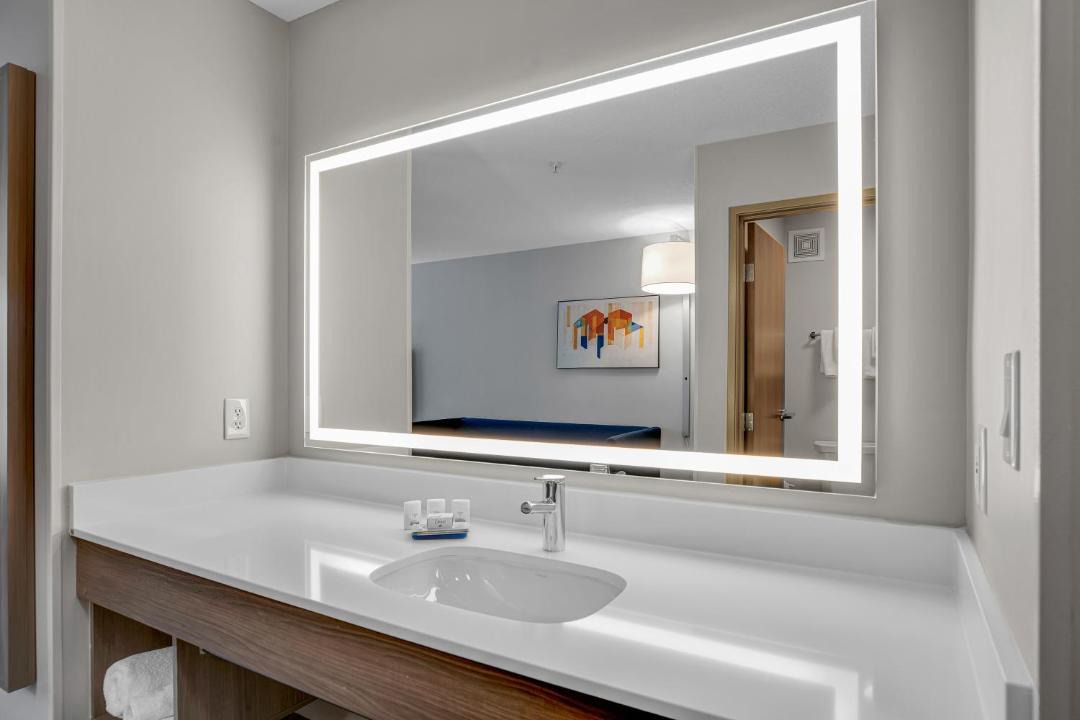 Photo of Bathroom in Hayden Island