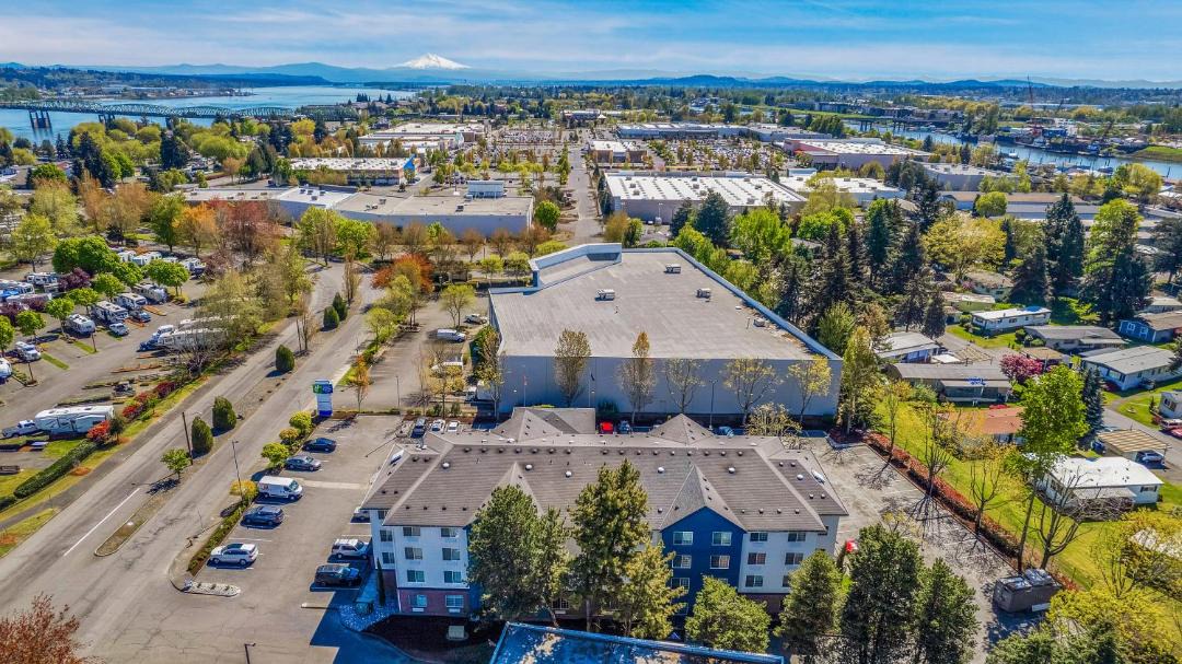 Photo of Buildings in Hayden Island