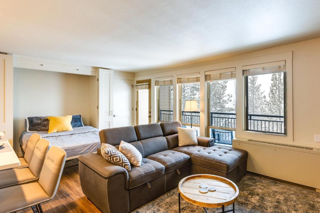 Photo of Livingroom in Bend
