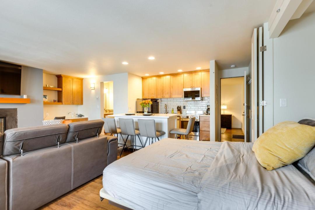 Photo of Livingroom in Bend