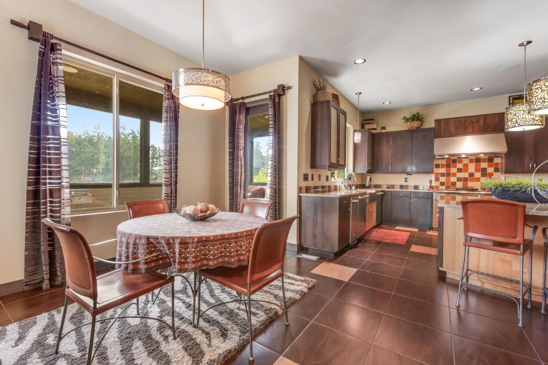 Photo of Livingroom in Fox Island