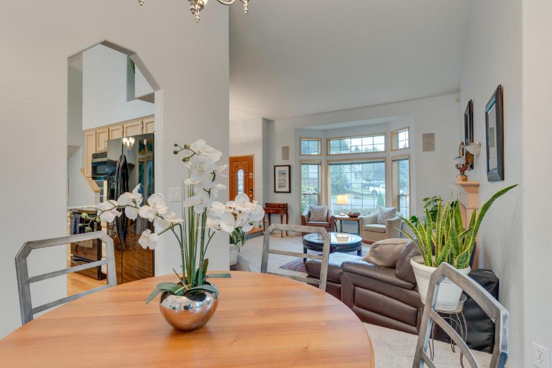 Photo of Livingroom in Bonney Lake