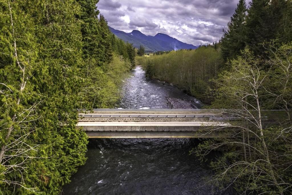 Photo of Others in Enumclaw