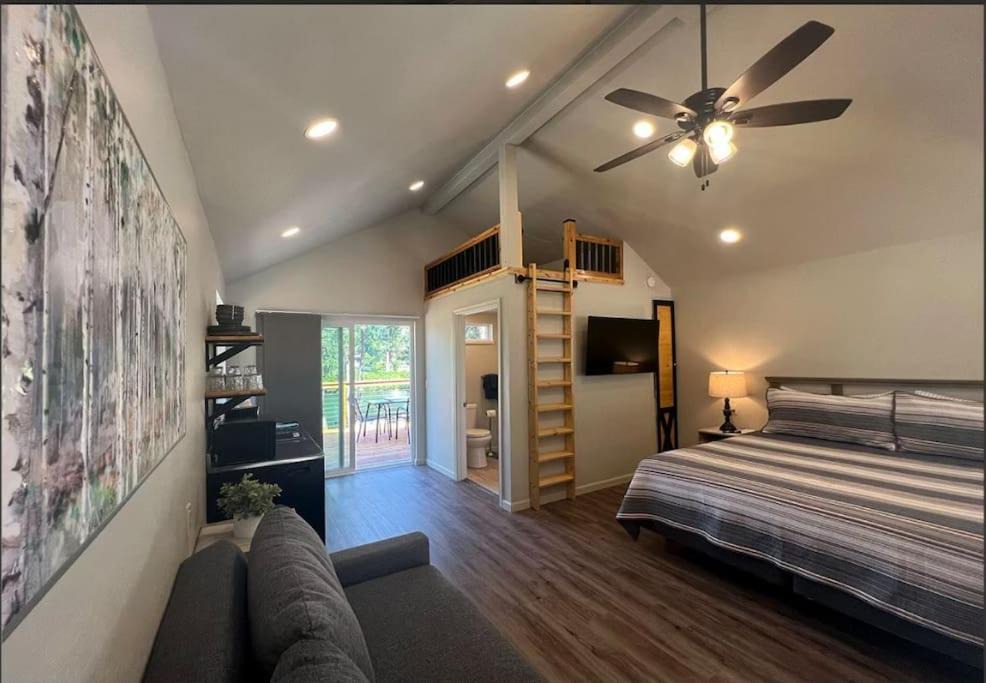 Photo of Bedroom in Fruitdale