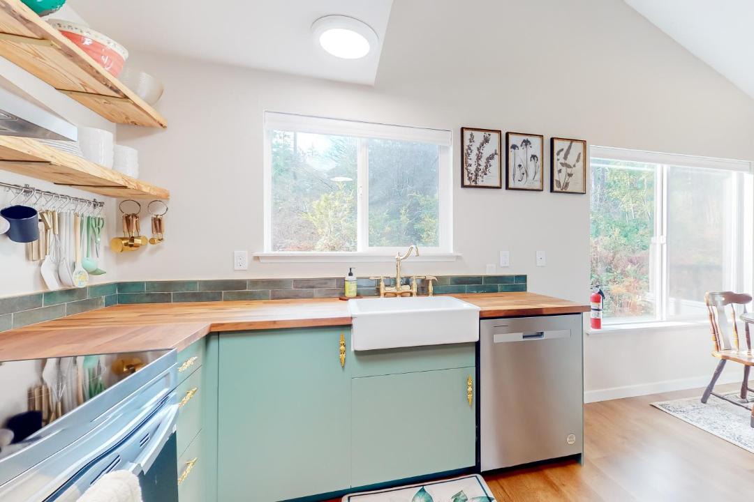 Photo of Kitchen in Anderson Island