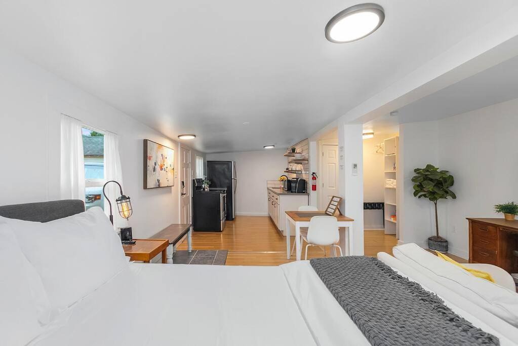 Photo of Bedroom in North End
