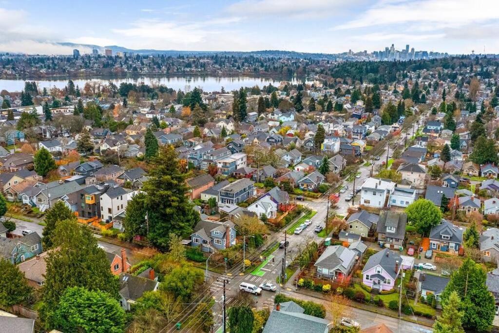 Photo of Others in Phinney Ridge