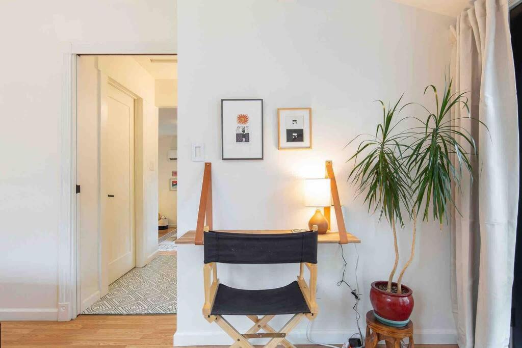 Photo of Livingroom in North End